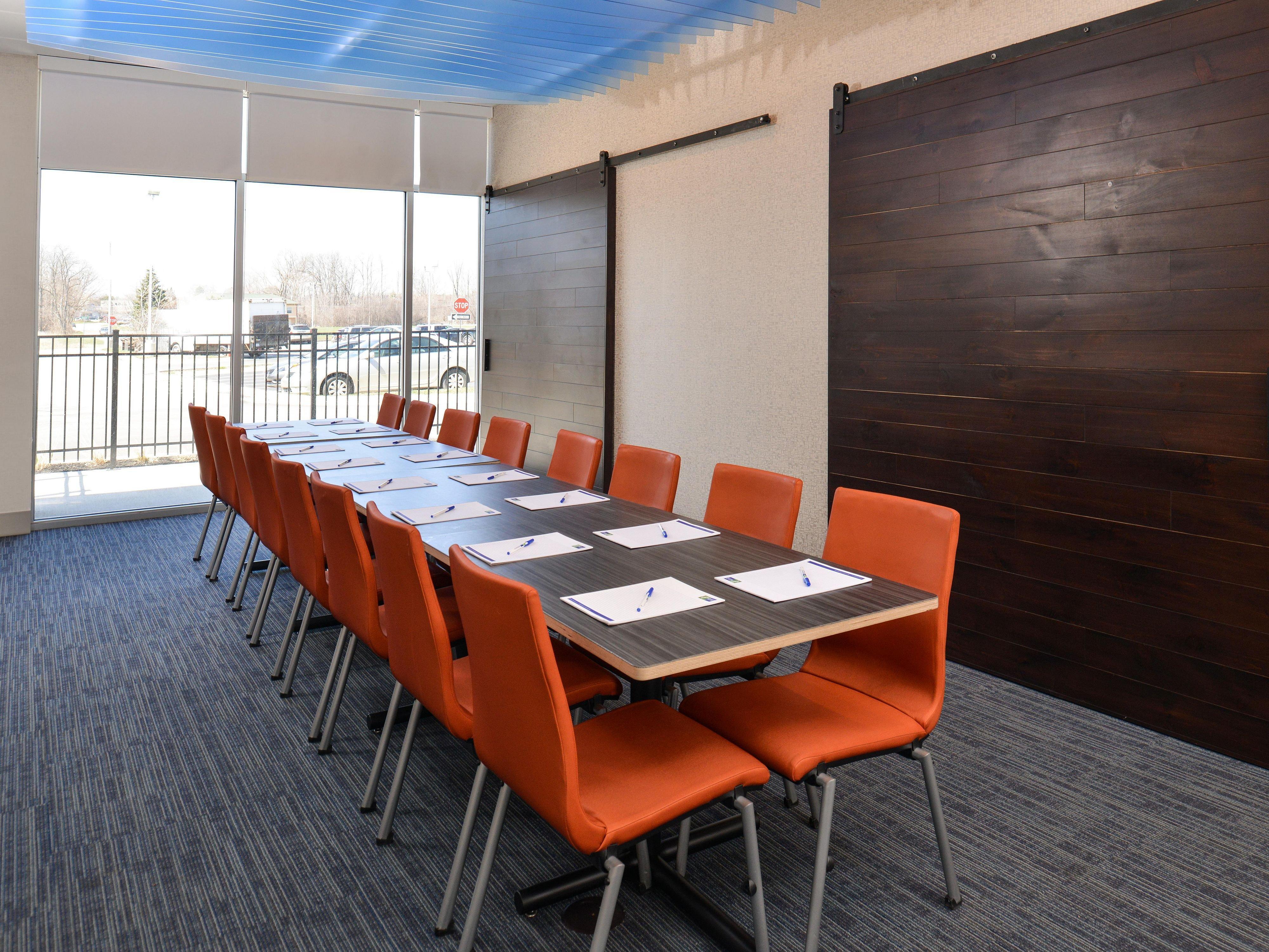 Holiday Inn Express & Suites - Brighton South - Us 23 By Ihg Kültér fotó