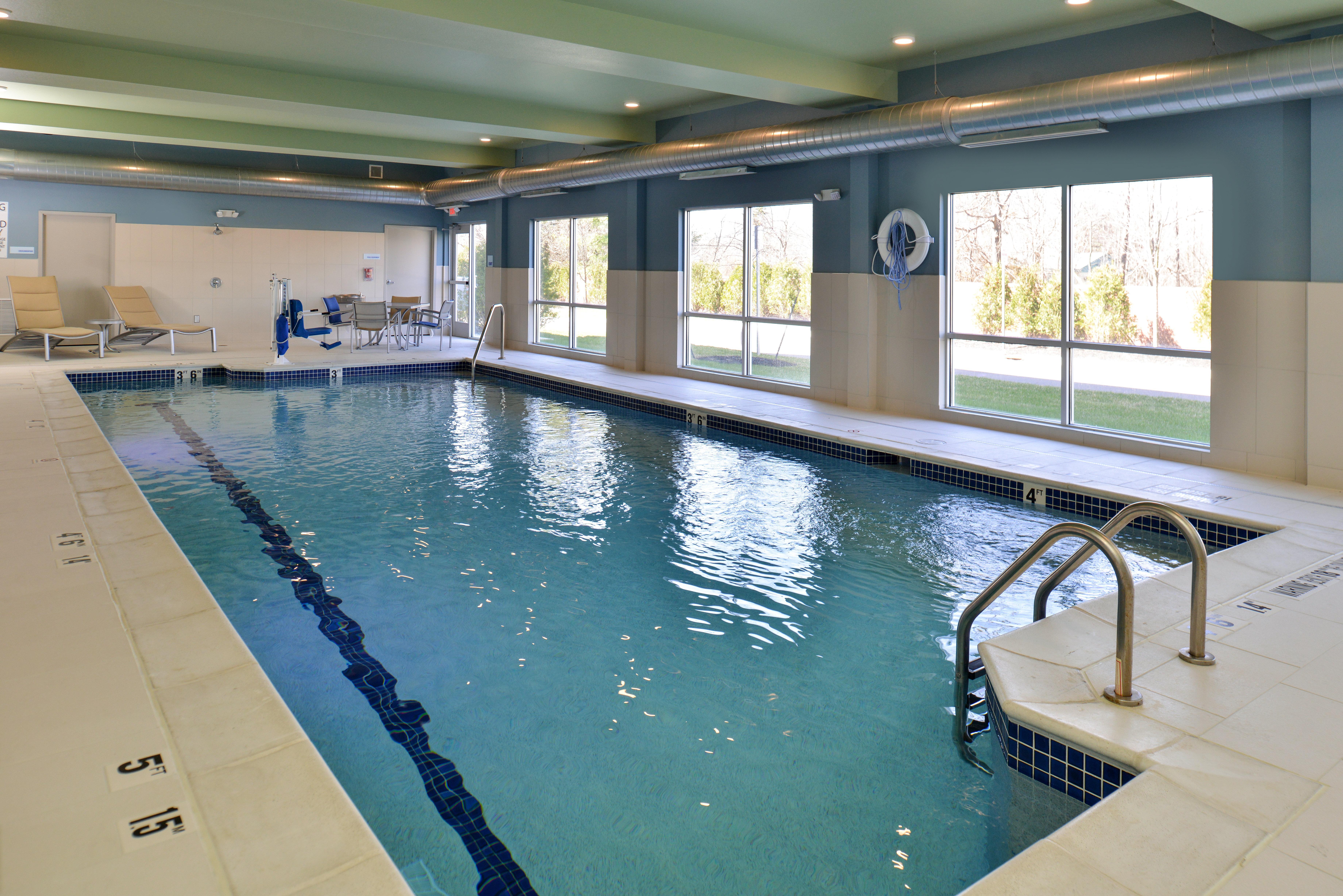 Holiday Inn Express & Suites - Brighton South - Us 23 By Ihg Kültér fotó